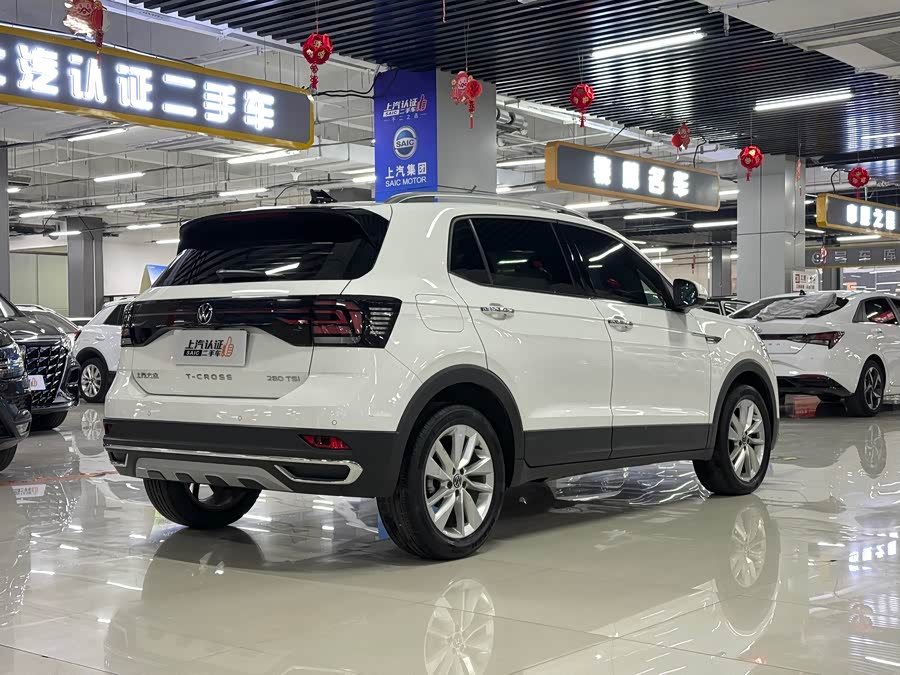 Volkswagen T-Cross 2021 car image #10