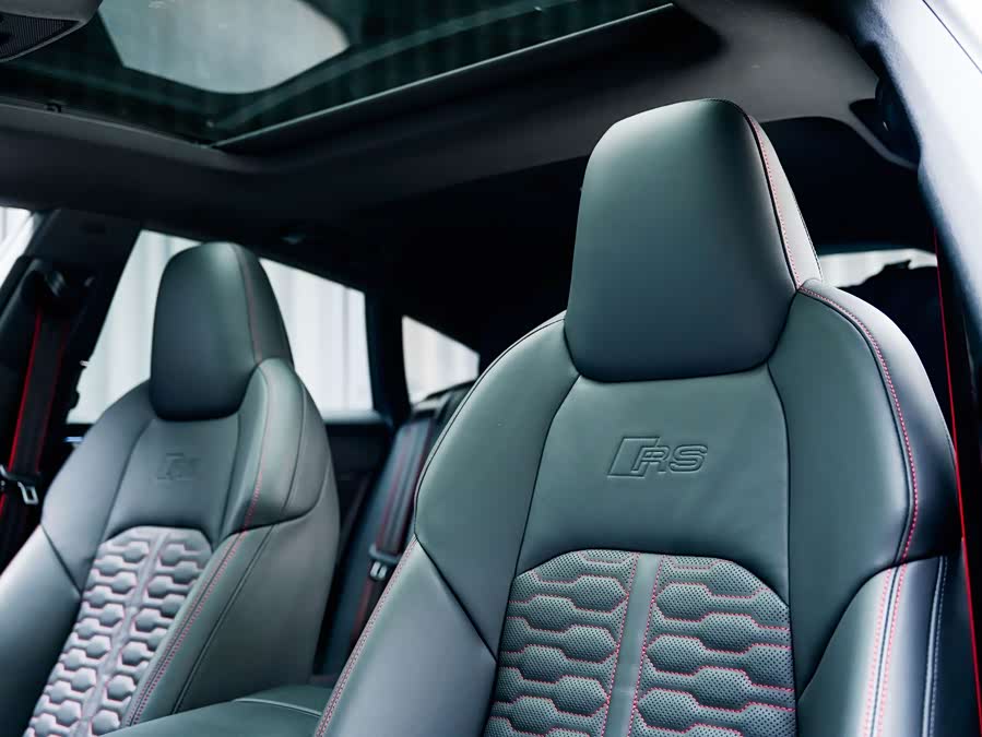 Audi RS 7 2025 car image #10