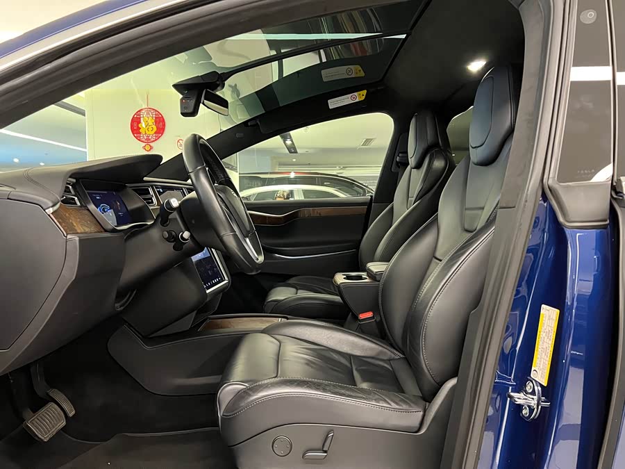Tesla Model X 2017 car image #10