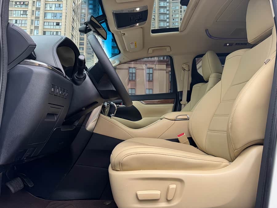 Toyota Alphard 2017 изображение автомобиля #10