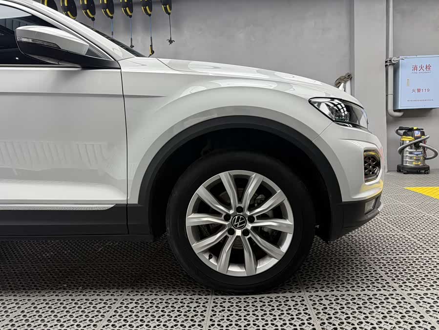 Volkswagen T-Roc 2022 #10 Volkswagen T-Roc 2022 car image #10