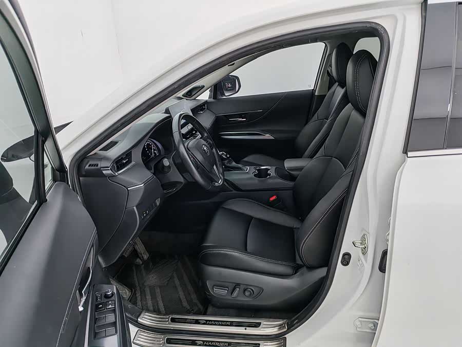 Toyota Harrier 2023 immagine di auto #10