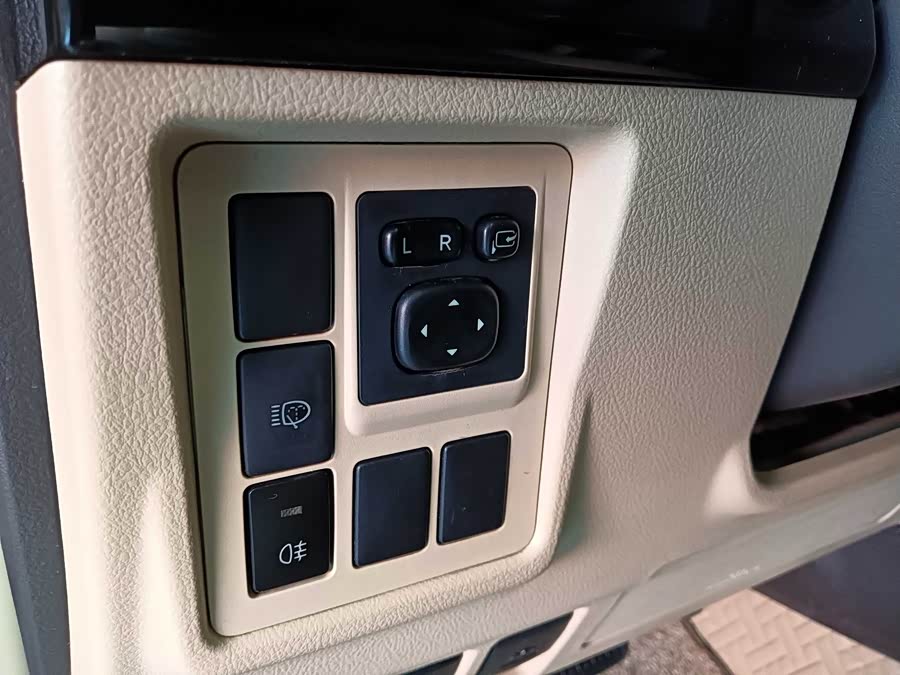 Toyota 2015 #10 Toyota 2015 car image #10