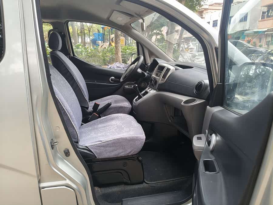 日产 日产NV200 2011 汽车图片 #10