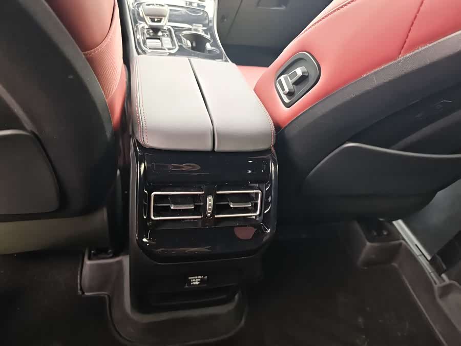 Forthing T5 EVO 2021 car image #10