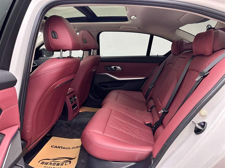 BMW i3 2023 car image #10