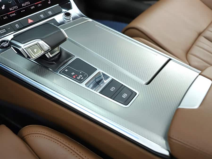 Audi A6L 2021 car image #10