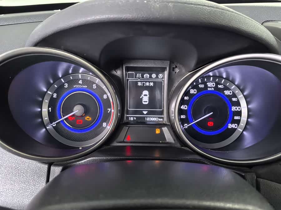 Changan CS35 2017 car image #10