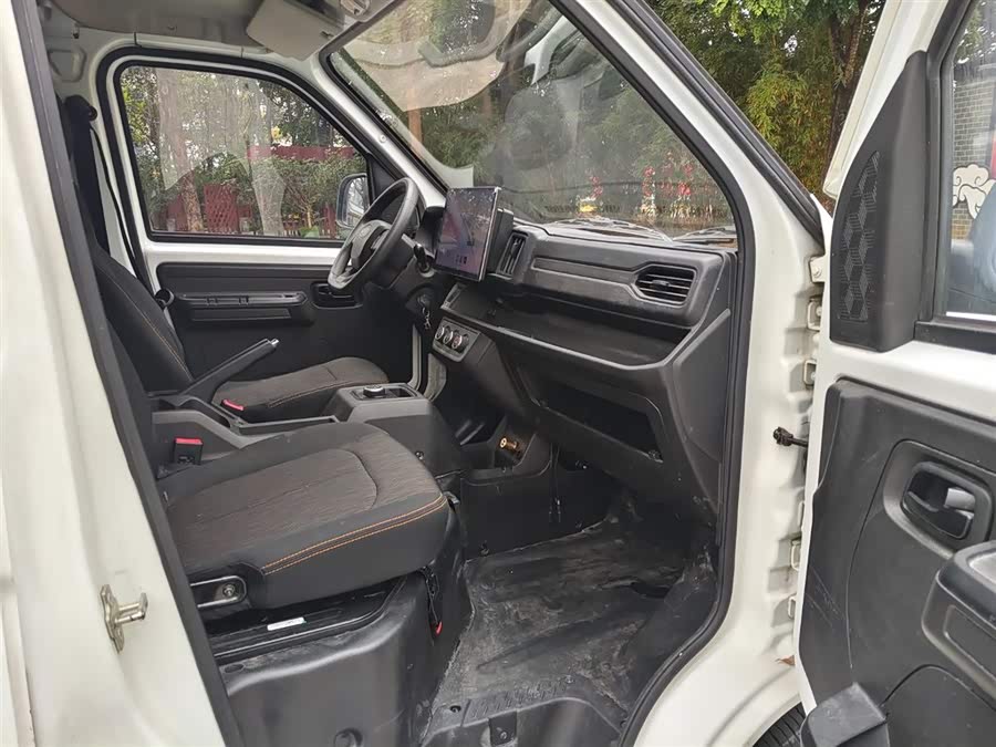 JAC 2024 #10 JAC 2024 imagen de coche #10