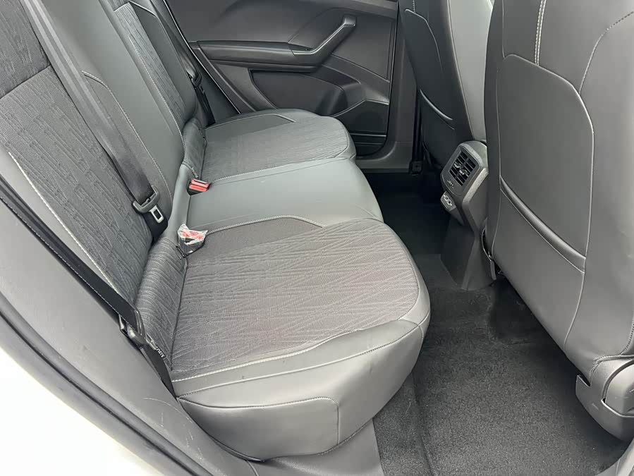 Volkswagen T-Cross 2019 #10 Volkswagen T-Cross 2019 car image #10