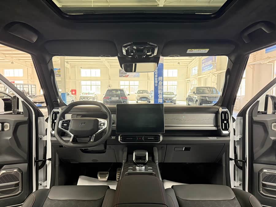 Jetour Traveller 2025 car image #10
