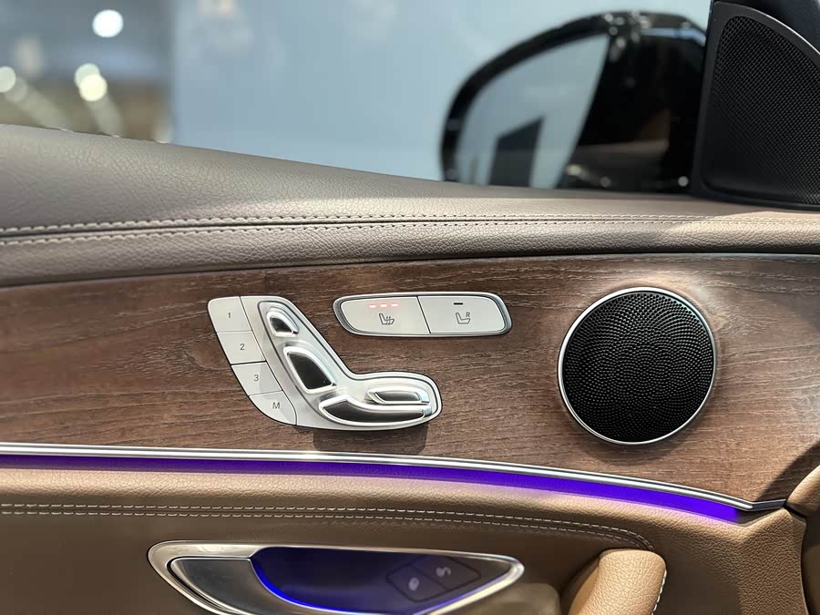 Mercedes-Benz E Class 2023 car image #10