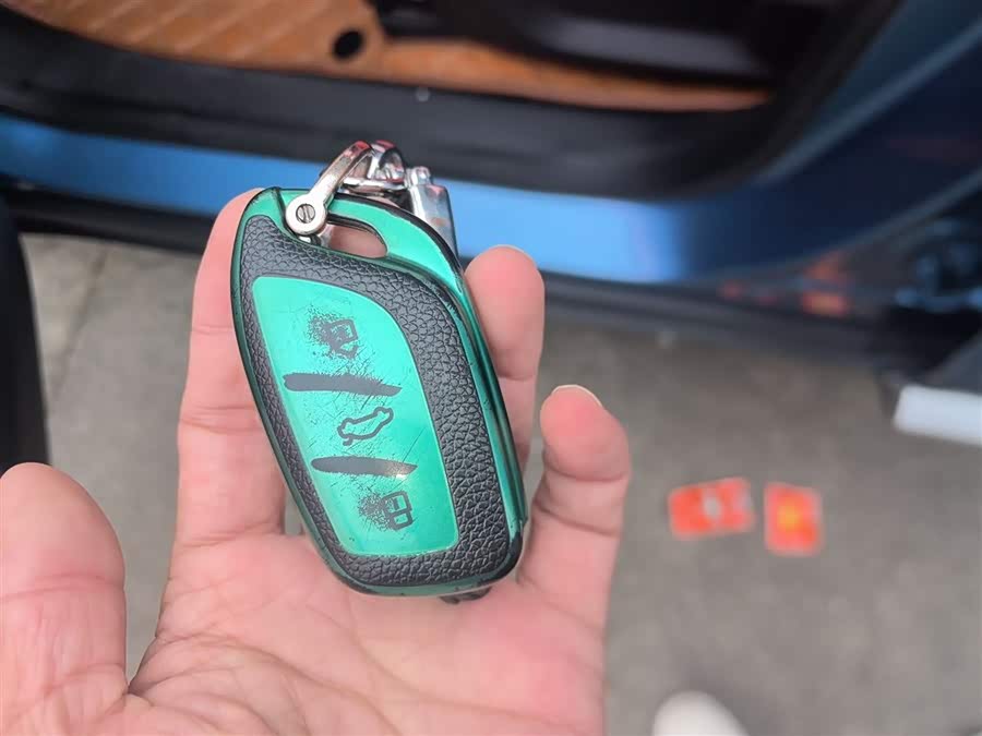 Roewe RX3 2019 изображение автомобиля #10