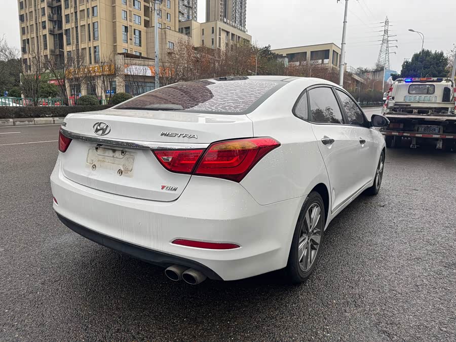 Hyundai Mistra 2016 #10 Hyundai Mistra 2016 immagine di auto #10