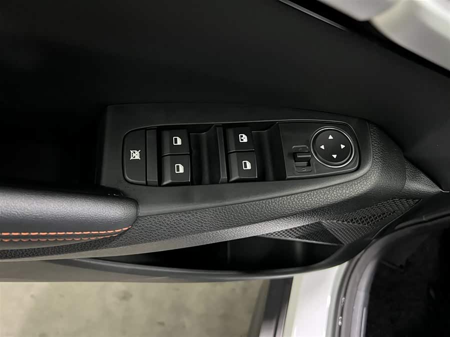 Kia Seltos 2025 car image #10