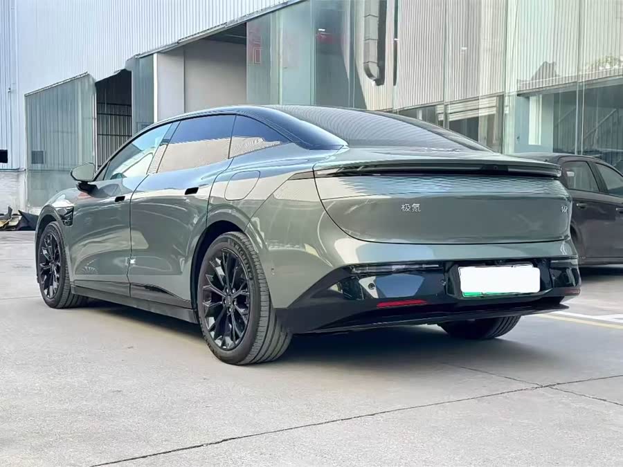极氪 极氪007 2025 汽车图片 #10