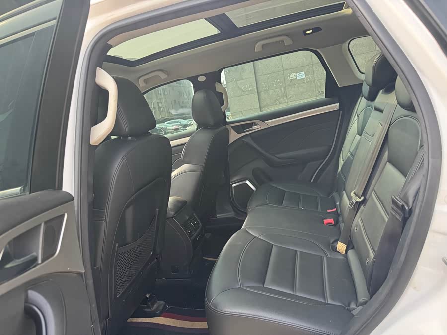 Haval H7 2016 car image #10