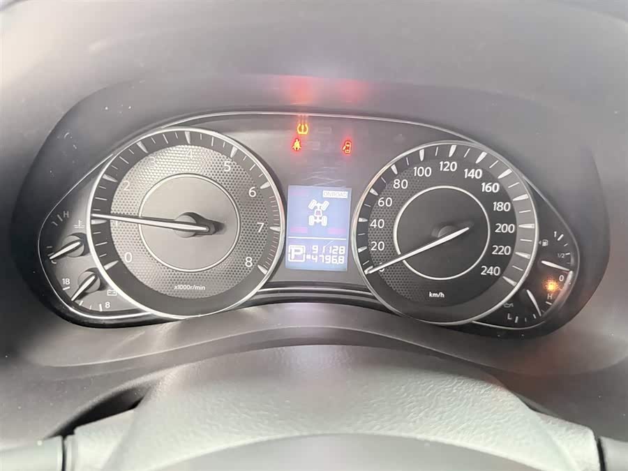 日产 途乐 2020 汽车图片 #10