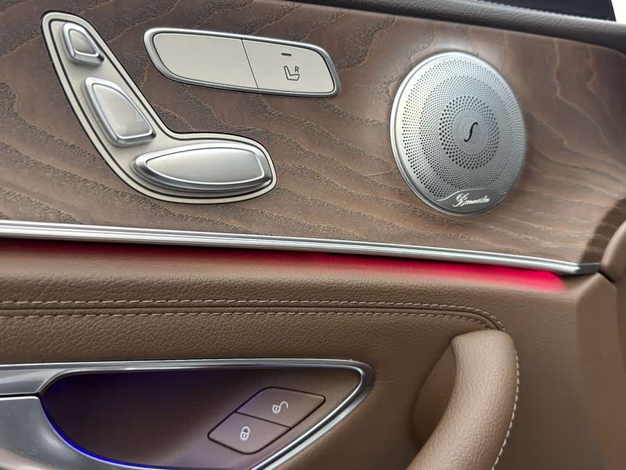 Mercedes-Benz E Class 2019 car image #10