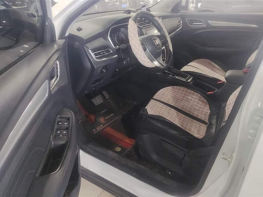 Roewe RX3 2021 изображение автомобиля #10