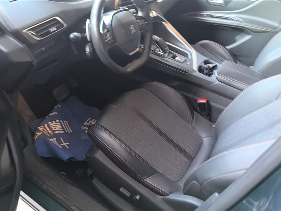 Peugeot 5008 2019 car image #10