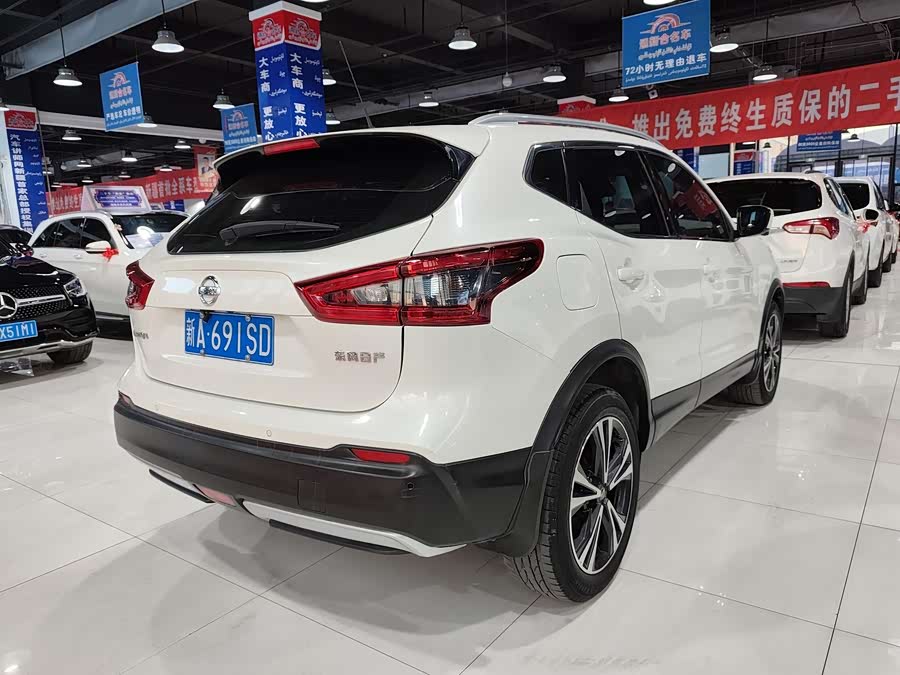 Nissan Qashqai 2023 car image #10