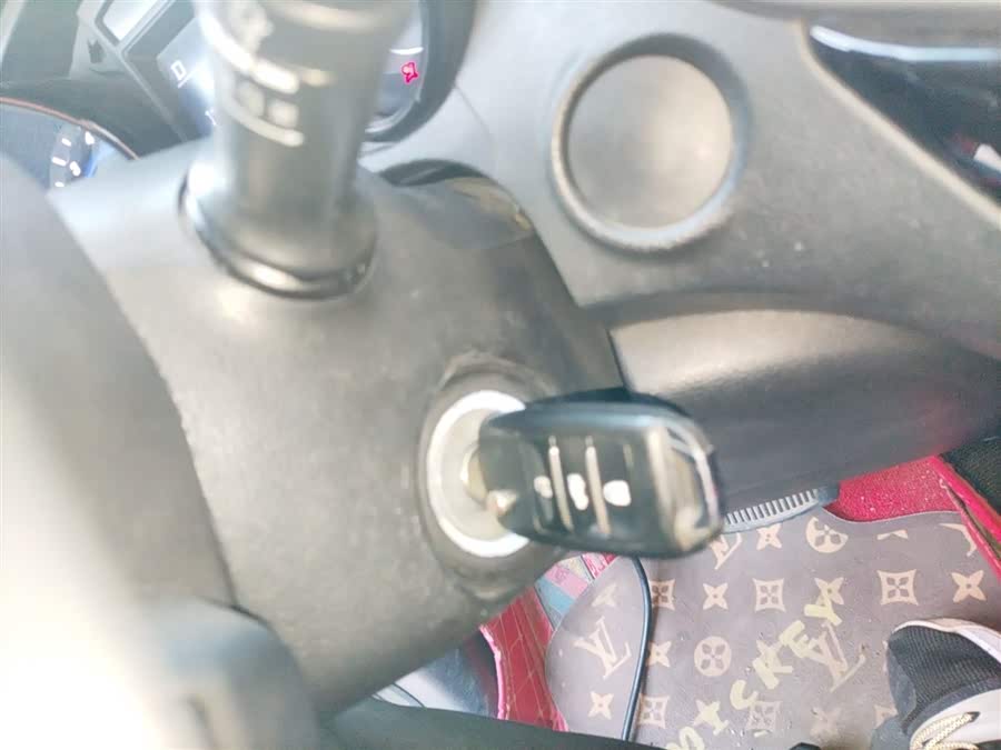 Changan CS15 2017 #10 Changan CS15 2017 immagine di auto #10