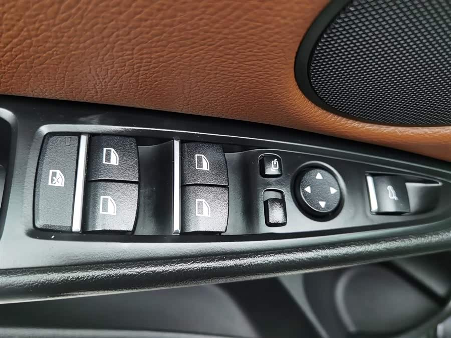 BMW X6 2016 immagine di auto #10