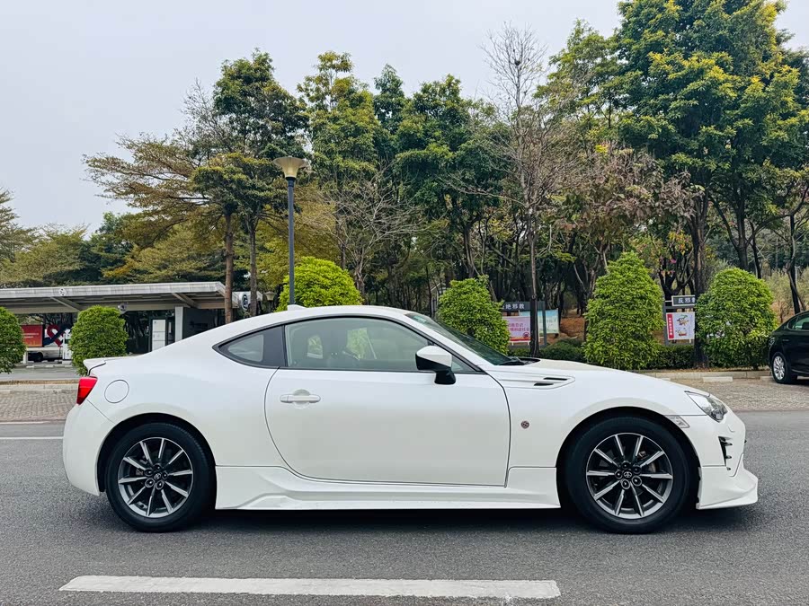Toyota 86 2018 immagine di auto #10