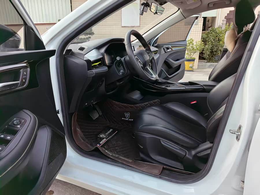 Roewe i5 2022 #10 Roewe i5 2022 car image #10