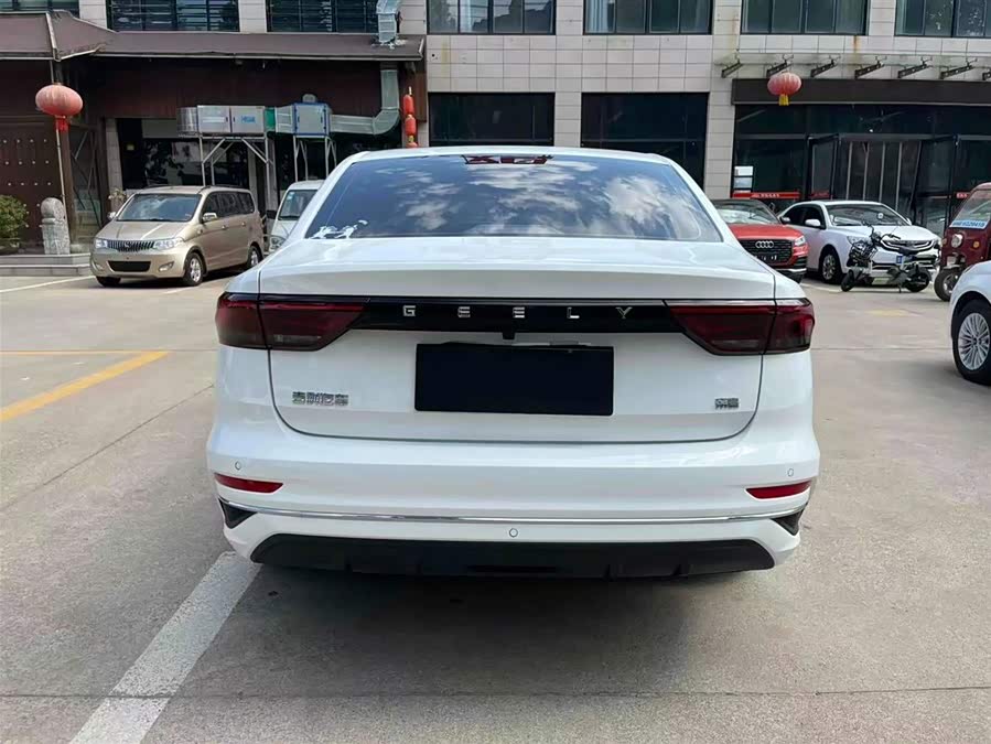 GEELY Emgrand 2022 #10 GEELY Emgrand 2022 car image #10