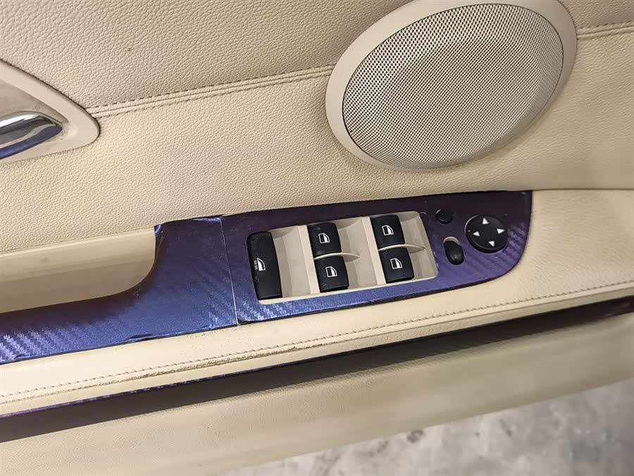 BMW 3 Series (Imported) 2010 car image #10