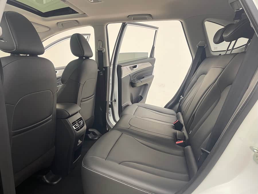 Haval M6 2021 car image #10