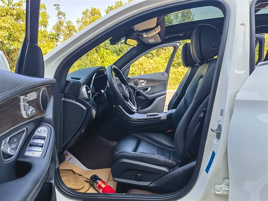 Mercedes-Benz GLC Class 2020 car image #10