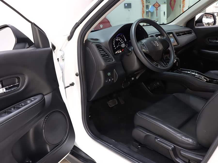 Honda VEZEL 2020 car image #10