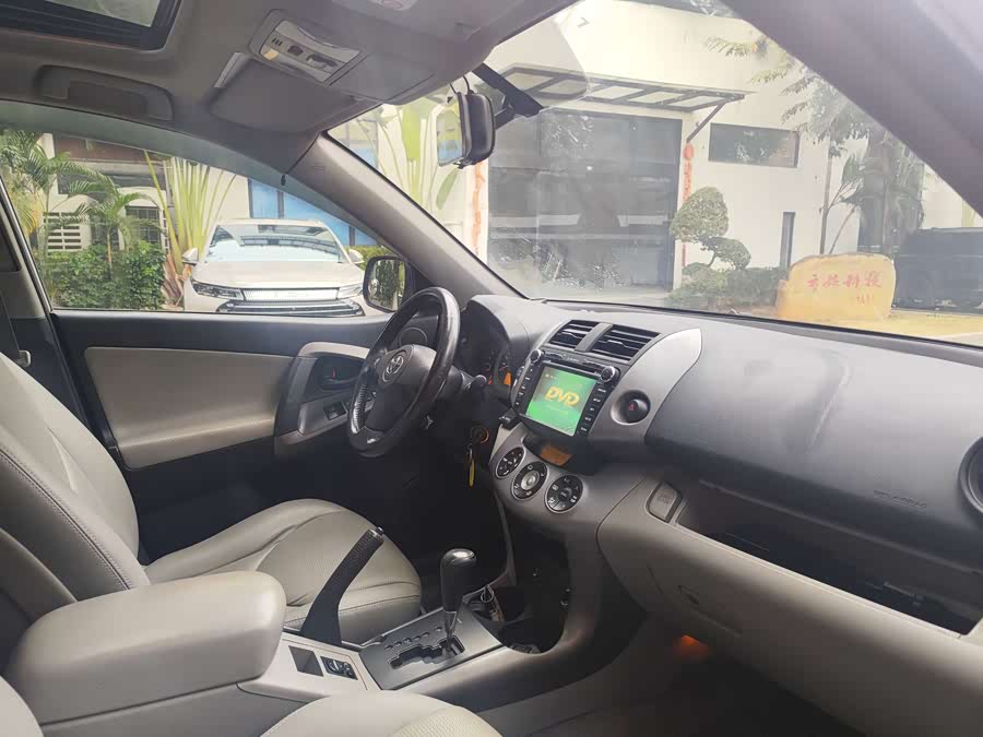 Toyota RAV4 (Imported) 2008 immagine di auto #10