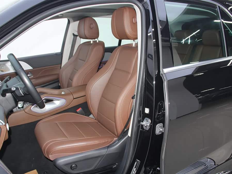 Mercedes-Benz GLE Class 2024 car image #10