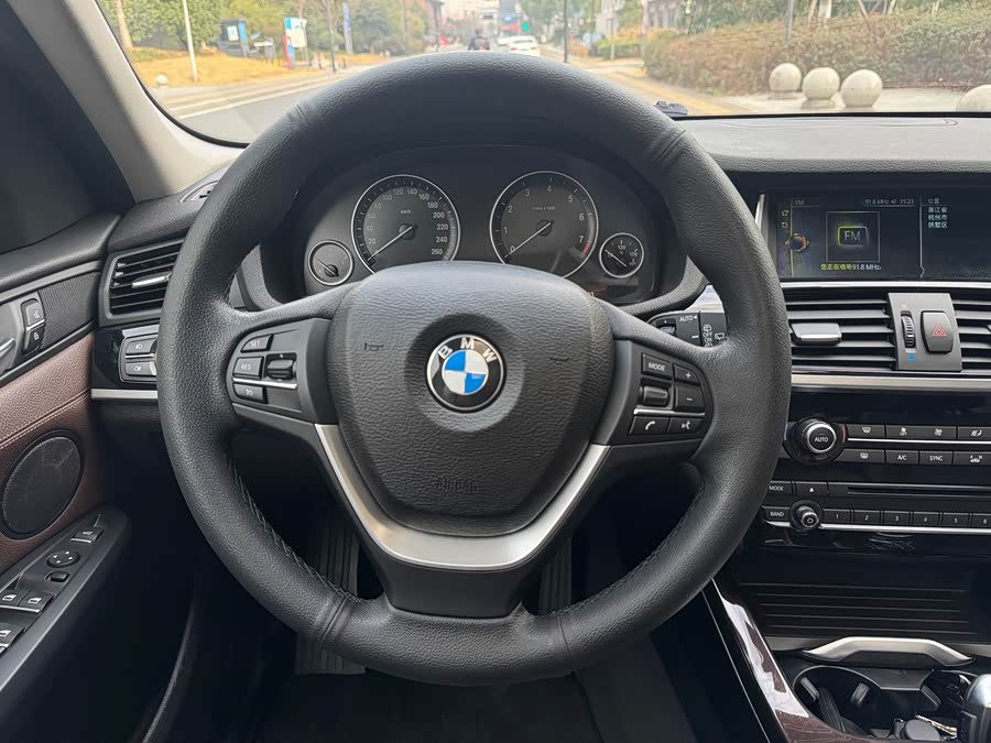 BMW X3 (Imported) 2017 immagine di auto #10