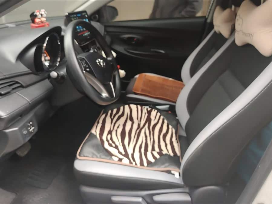Toyota Yaris L Zhixiang 2022 صورة سيارة #10