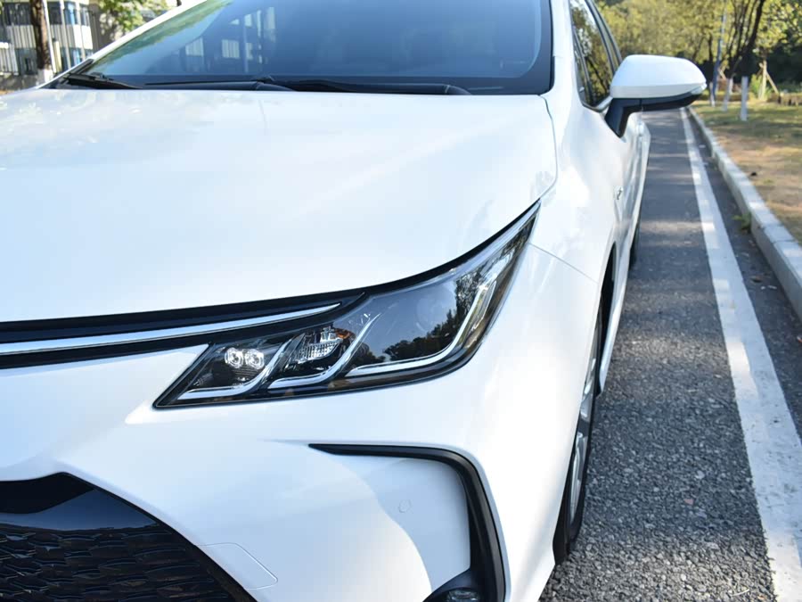 Toyota Corolla 2025 car image #10