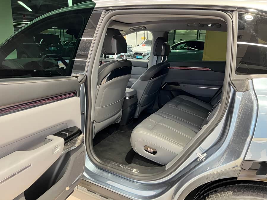 Zeekr 7X 2024 imagen de coche #10