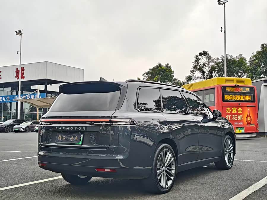 零跑汽车 零跑C16 2024 汽车图片 #10