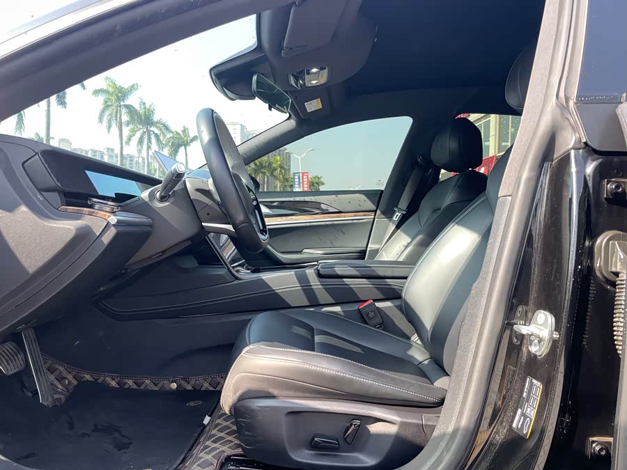 哪吒汽车 哪吒S 2023 汽车图片 #10