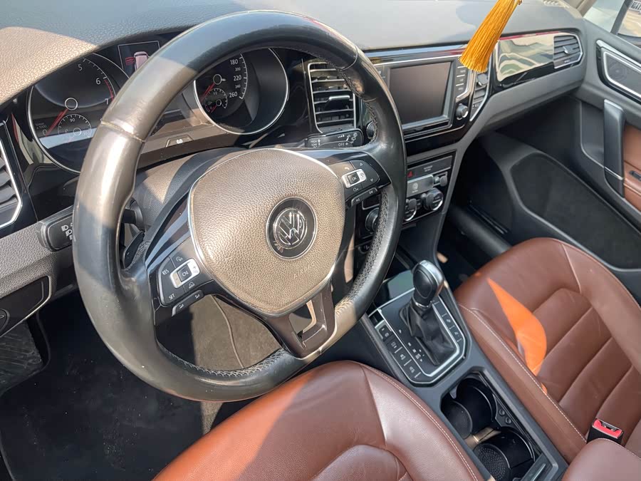 Volkswagen Golf (Imported) 2016 imagem de carro #10