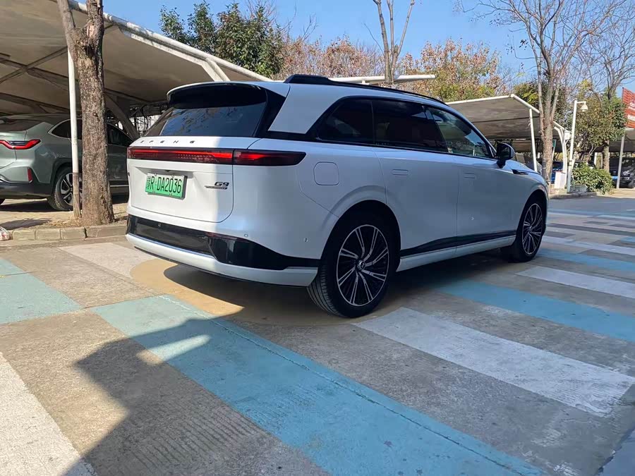 Xpeng G9 2022 immagine di auto #10