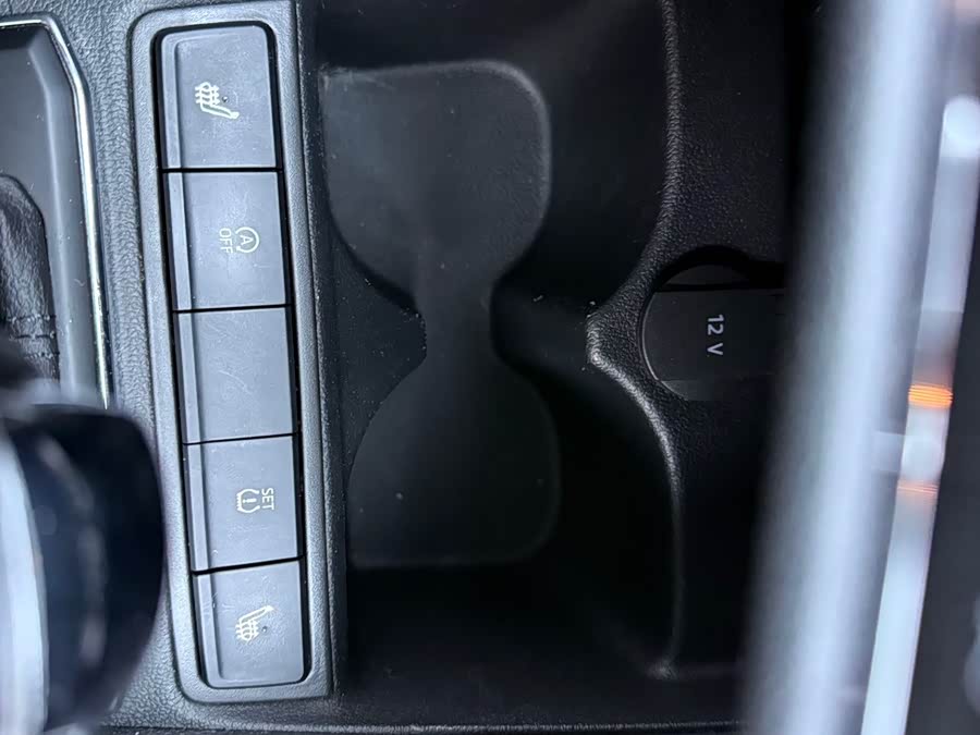 Skoda Rapid 2022 car image #10