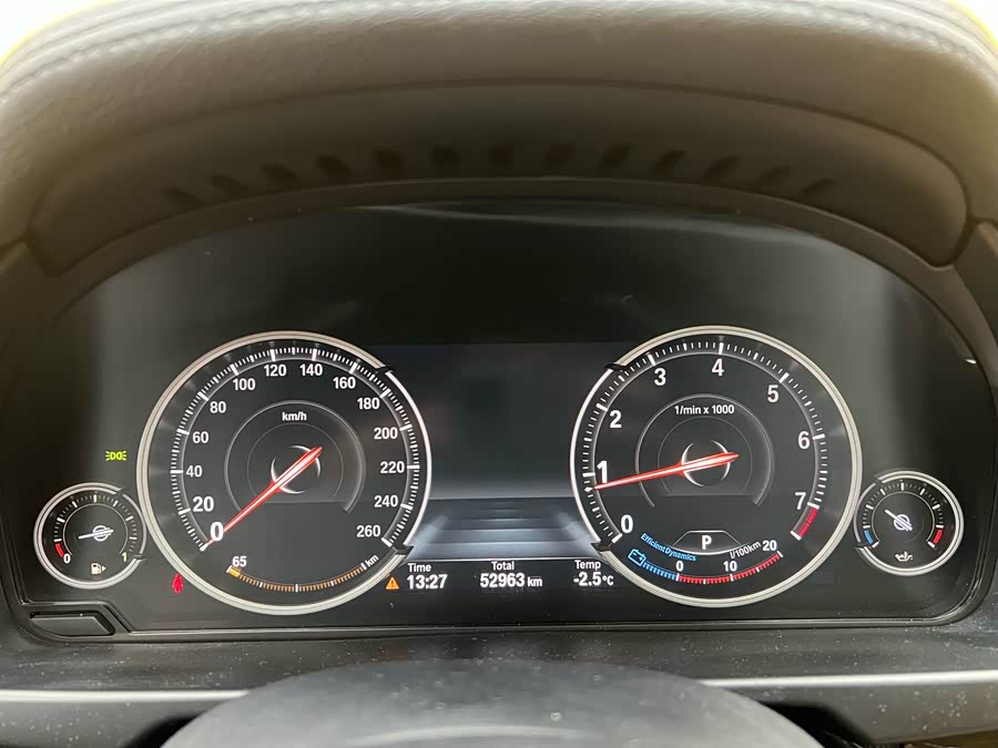 BMW X6 2018 imagem de carro #10