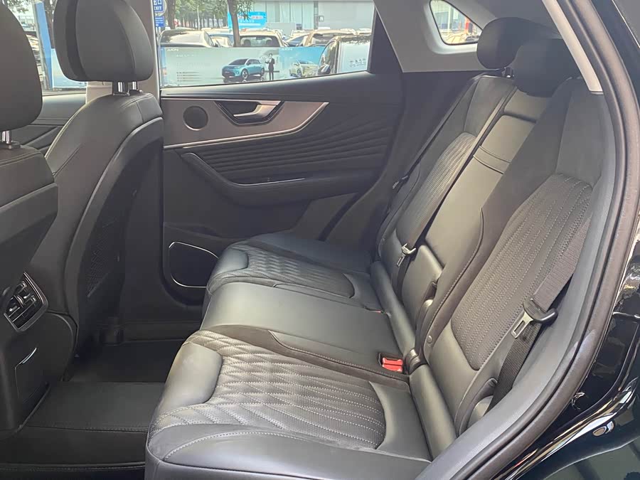 HongQi HS5 2024 car image #10