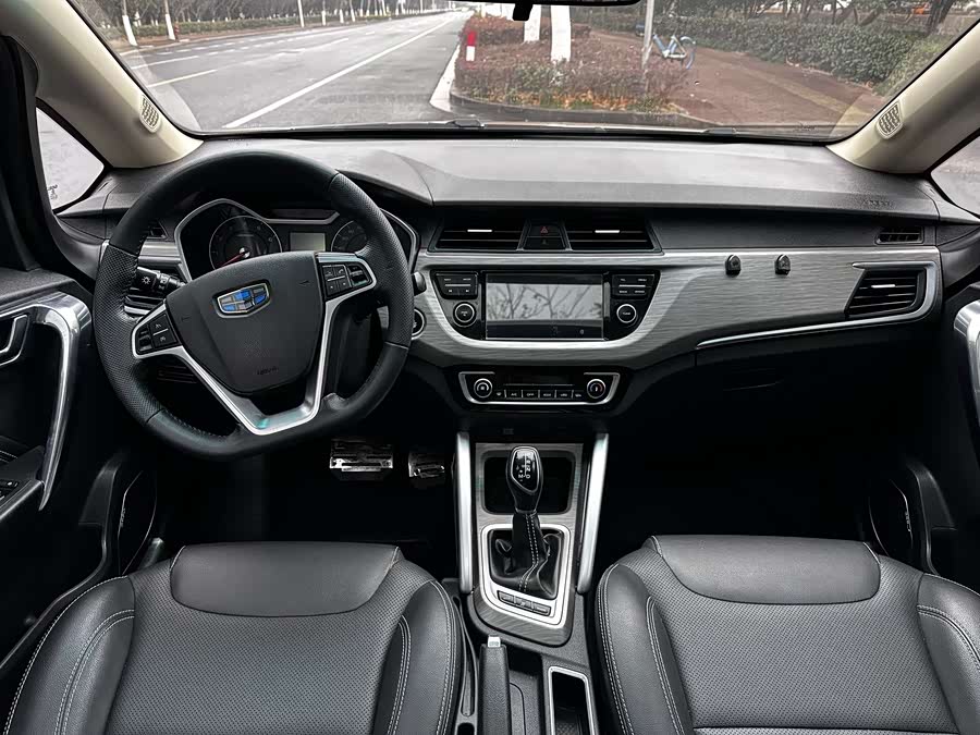 Vision X3 2018 immagine di auto #10