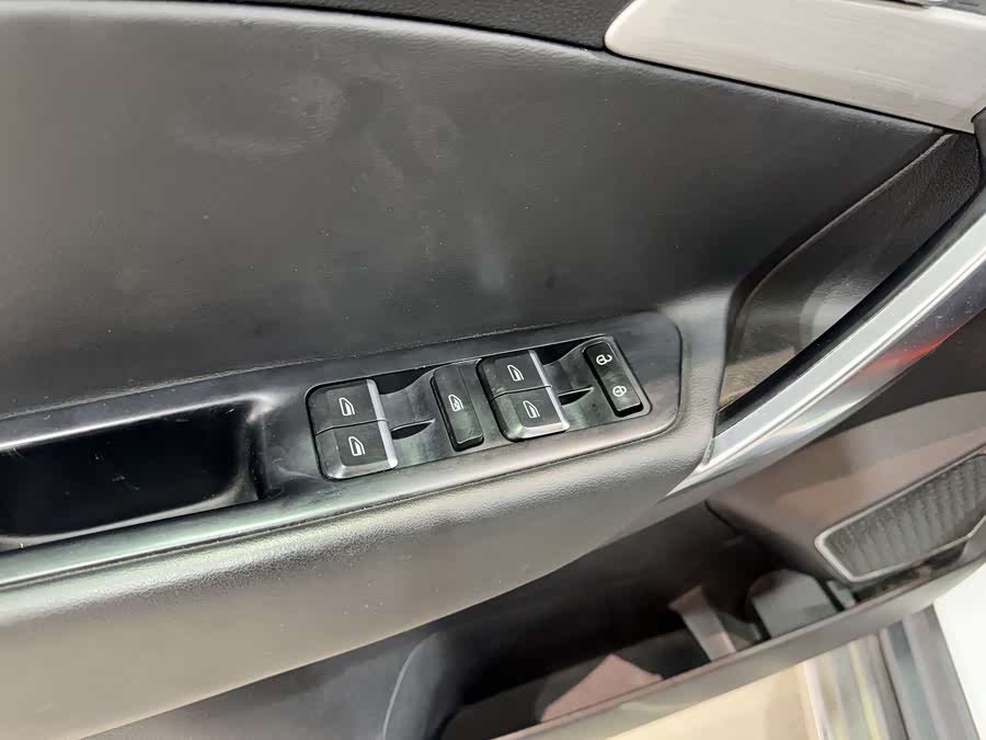 GEELY Boyue 2016 car image #10